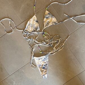 Frankie’s bikini set